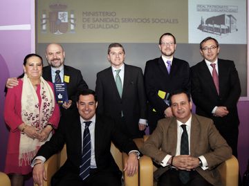 Foto del acto de presentaci&oacute;n de la gu&iacute;a