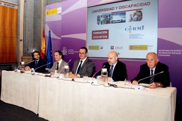 Foto de la presentación del II estudio 'Universidad y discapacidad'