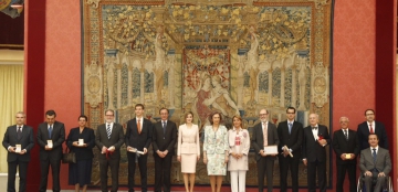 Foto de familia de la entrega de los Premios Reina Sof&iacute;a 2014