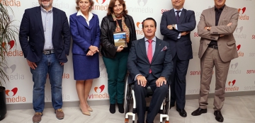 Foto de la presentaci&oacute;n del informe