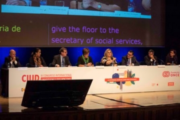 Foto de familia de la inauguraci&oacute;n del Congreso CIUD