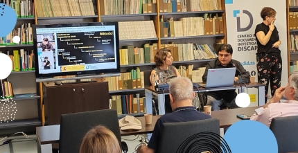 Fernando Polo y Carmen M&aacute;rquez durante la presentaci&oacute;n en el marco del Ciclo ConCiencia
